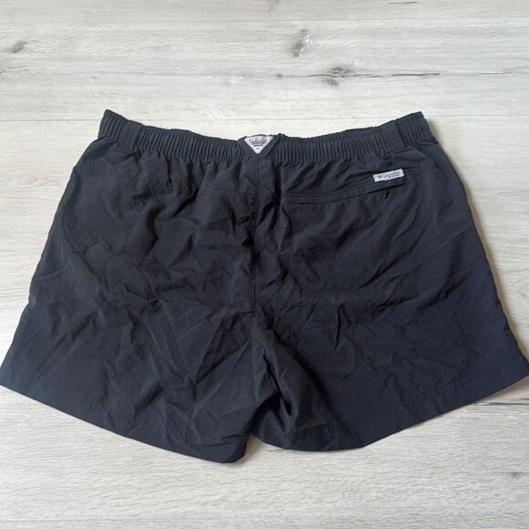 Columbia Women's PFG Backcast 5” Water Shorts black XL NWT - Picture 8 of 8